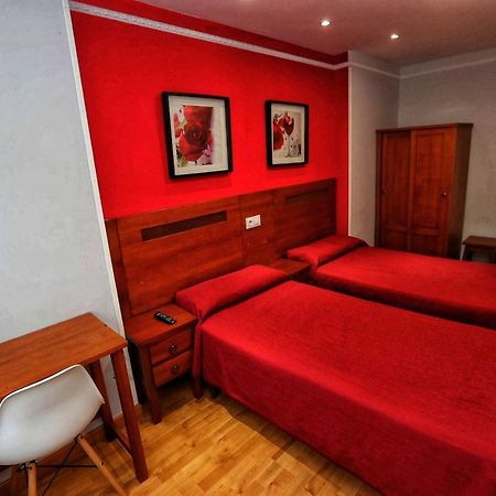 Hostal Vitorina Soria Eksteriør bilde