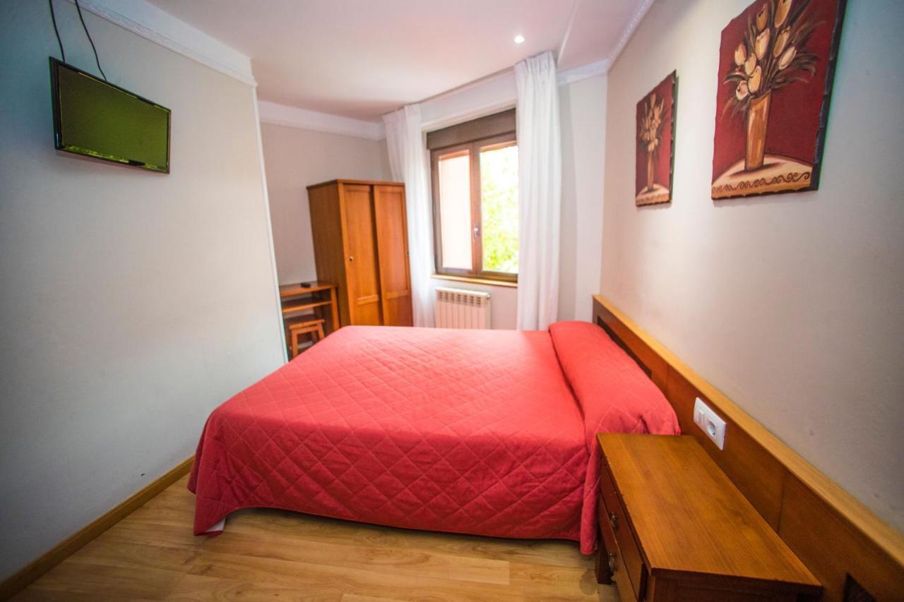 Hostal Vitorina Soria Eksteriør bilde